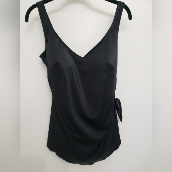 Roxanne Black Sarong Swimsuit Sz 16 Cup Sz 40C - Picture 2 of 8